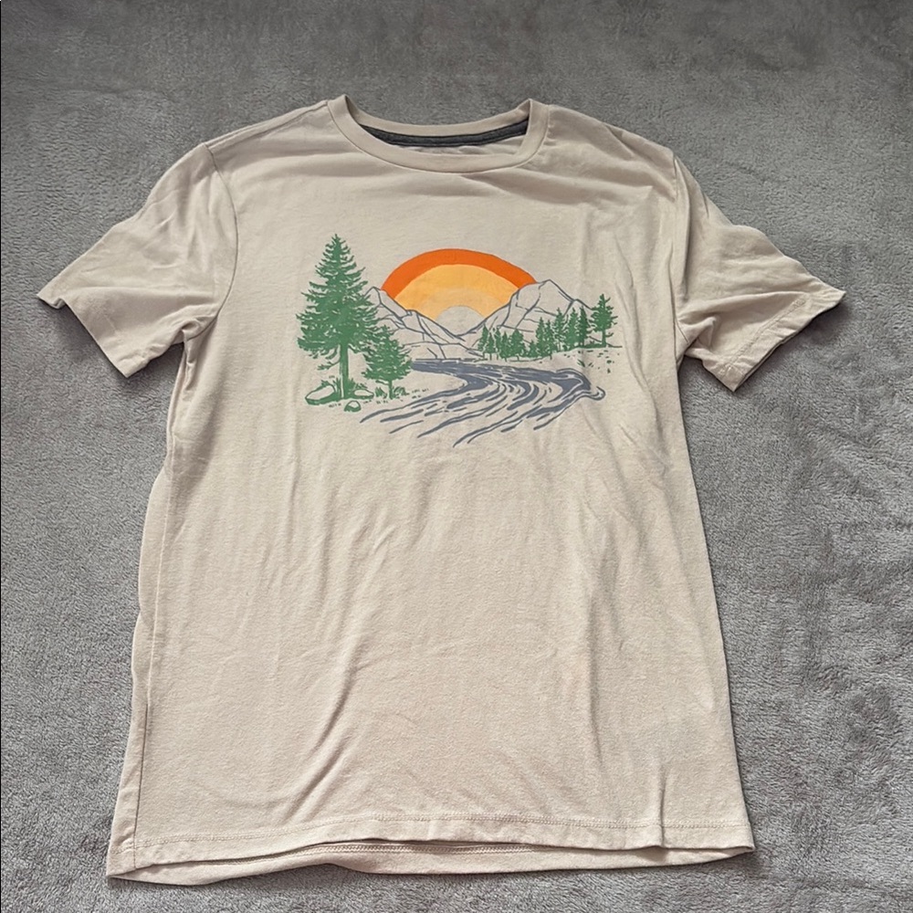 Outdoorsy tshirt